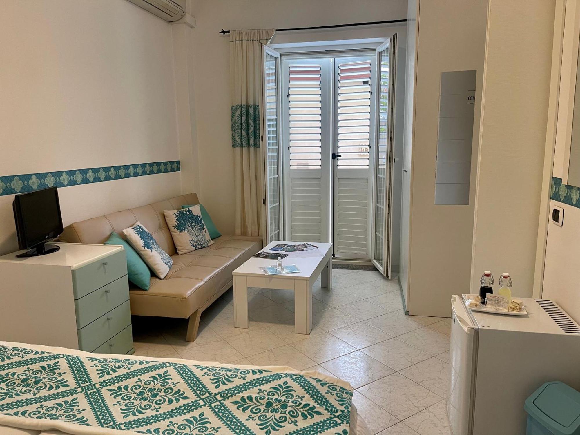 B&B Mare Monti Miniere Иглесиас Екстериор снимка